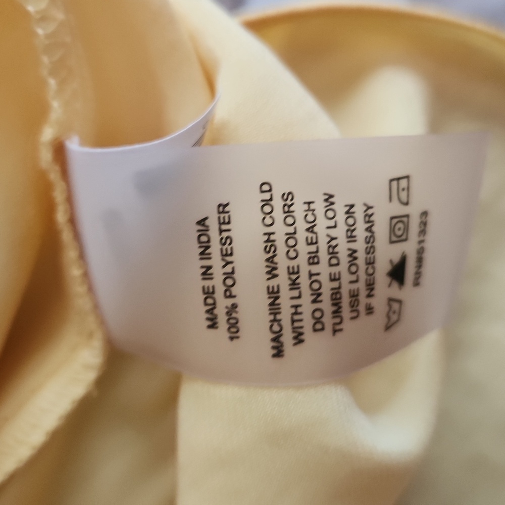 Yellow Vince Camuto Blouse Size Small - Picture 5 of 5